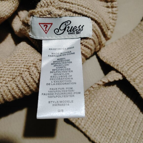 Scarf Set Guess Womens Beige Netutral Knit Beanie Studs Rhinestone Logo Design - Picture 7 of 10